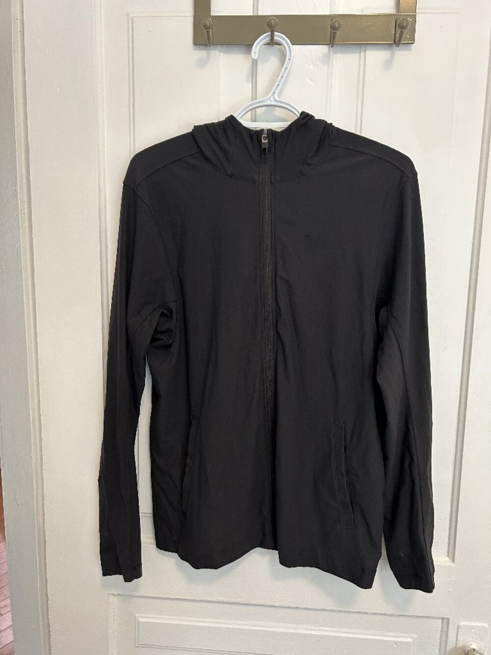 Lululemon Mens Medium Hooded Long Sleeve Shirt